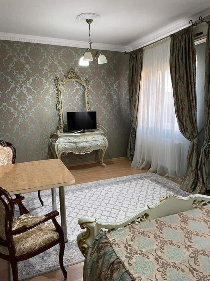 Отель Casa Dobrescu Centura De Nord Крайова Экстерьер фото