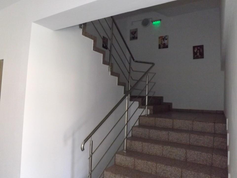 Отель Casa Dobrescu Centura De Nord Крайова Экстерьер фото